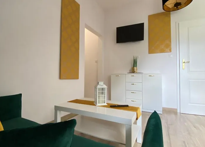 Lejlighed Fiona2 Centrum700m Parking Bezplatny Monitorowany Salon Tv Sypialnia Tv Lazienka Kuchnia Rekuperacja *