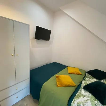 Fiona2 Centrum700m Parking Bezplatny Monitorowany Salon Tv Sypialnia Tv Lazienka Kuchnia Rekuperacja * Karpacz