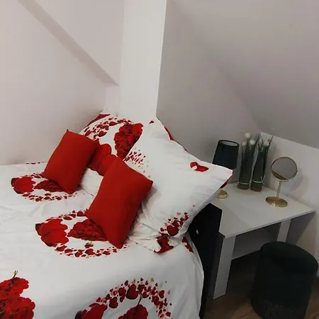 Fiona2 Centrum700m Parking Bezplatny Monitorowany Salon Tv Sypialnia Tv Lazienka Kuchnia Rekuperacja Apartmán